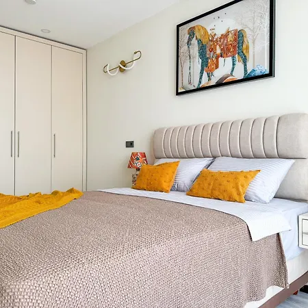 Qoople New Level Cleopatra A9 One-bedroom Apartment *